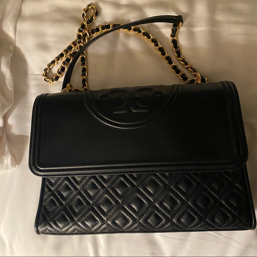 LARGE TORY BURCH FLEMING CONVERTIBLE BAG